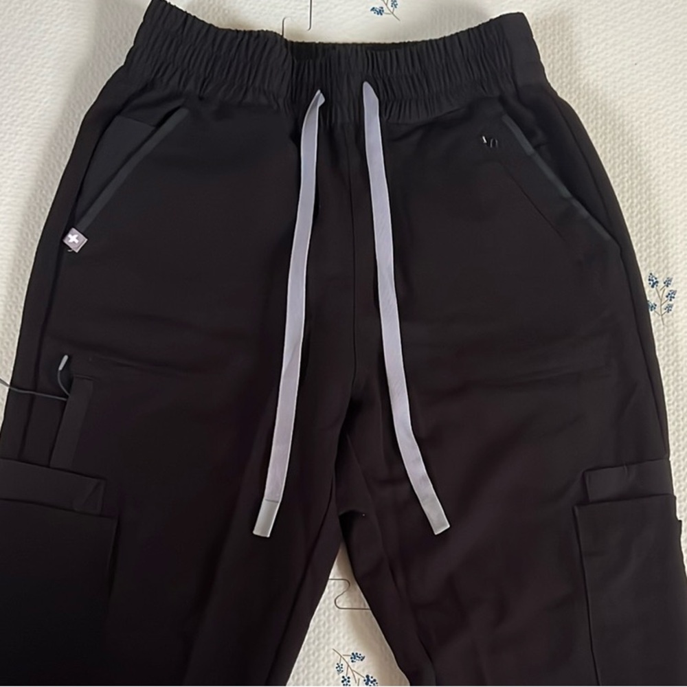 Figs Women’s High- Waisted Pants in Black size XSP